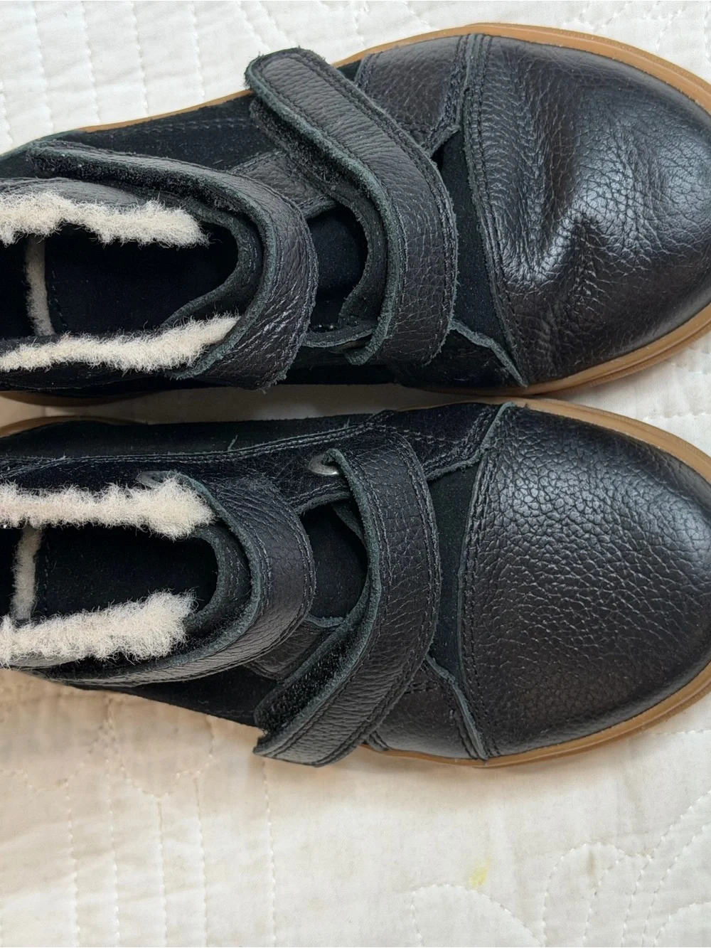 UGG Rennon II Style Boots Toddler Size 11 Black Hightop 1104989T HOOK & LOOP